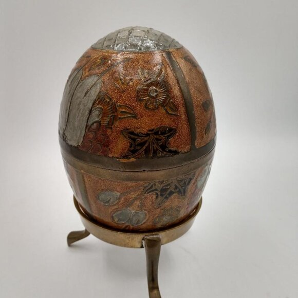 Vintage Enameled Brass Cloisonné Egg with Three Legged Stand - Picture 6 of 10